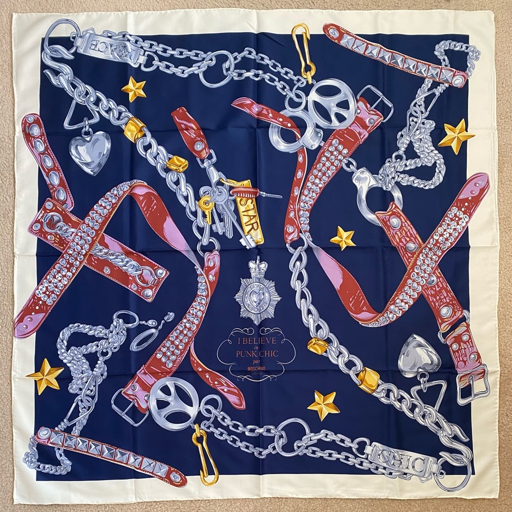 Moschino silk scarf.Made in Italy